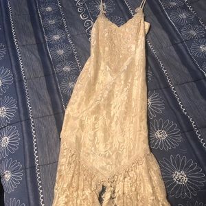 VINTAGE pearl & lace dress